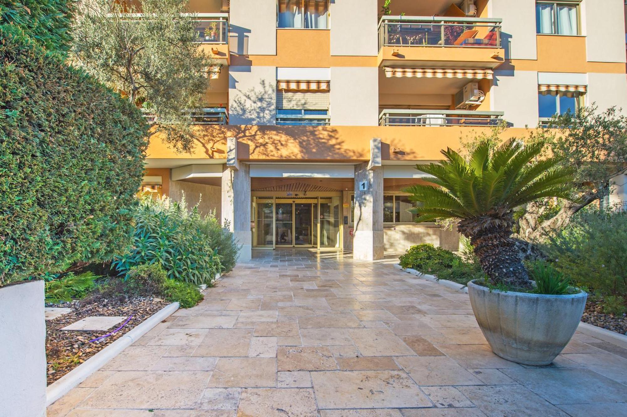Appartement Renove - Terrasse - Parking - Bm Nice Exteriér fotografie